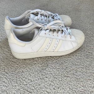 Adidas Superstar Sneakers